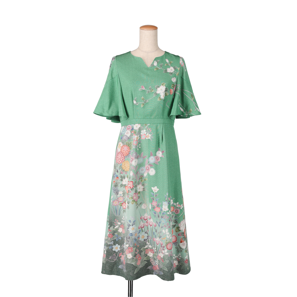 淡い緑の花柄ケープスリーブドレス